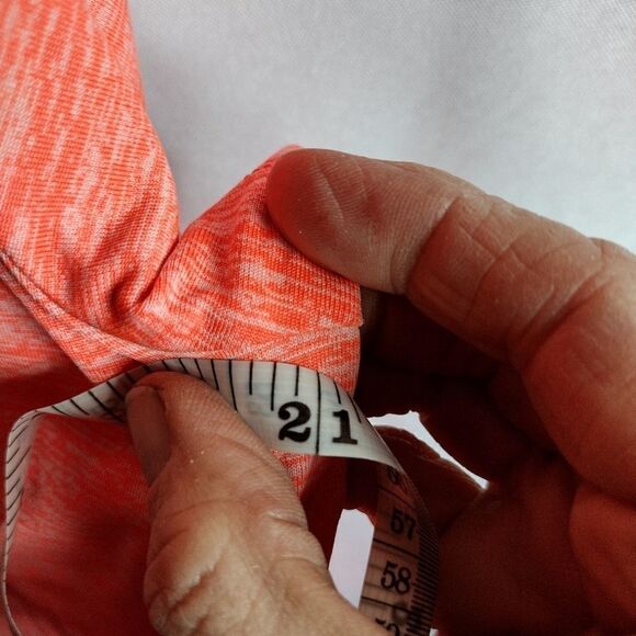 Under armour top  - Picture 4 of 5